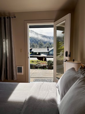 Ferros/tábuas de passar roupa, Wi-Fi, roupa de cama