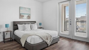 1 quarto, escrivaninha, ferros/tábuas de passar roupa, Wi-Fi