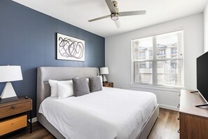 1 Schlafzimmer, Schreibtisch, Bügeleisen/Bügelbrett, WLAN