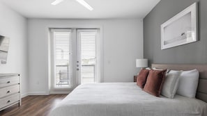 1 Schlafzimmer, Schreibtisch, Bügeleisen/Bügelbrett, WLAN