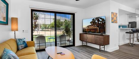 Condo, 1 King Bed, Kitchen, Pool View (Farrell N79) | Living area | 42-inch flat-screen TV with digital channels