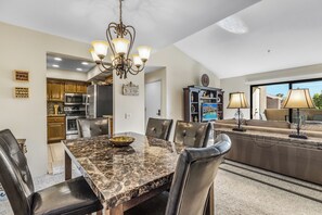 Dining - Gated Urban Palm Escape (Palm Springs)