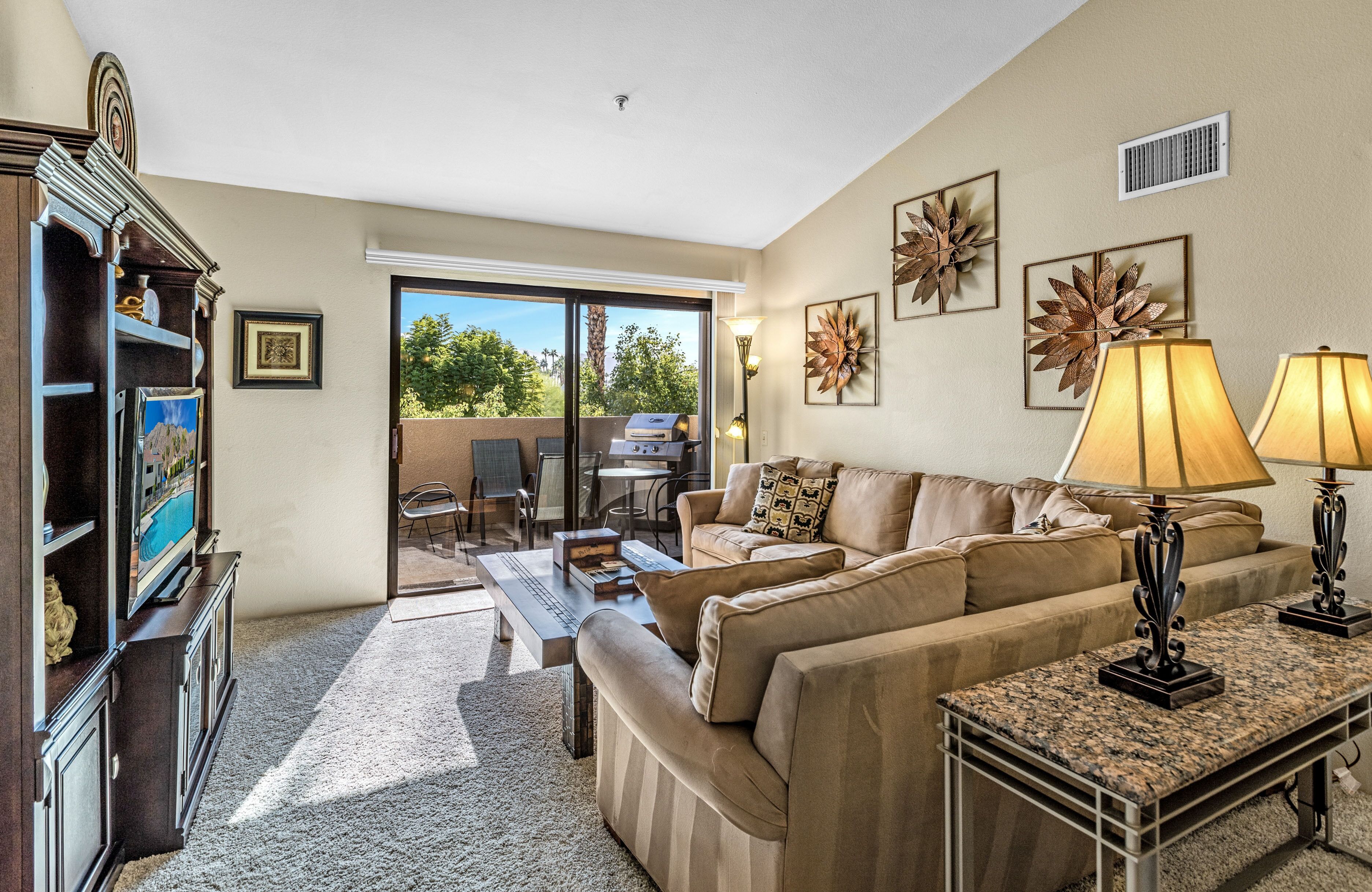 Condo, 2 Queen Beds, Balcony, Mountain View (Plaza Villas 554) | Living area | 42-inch flat-screen TV with digital channels