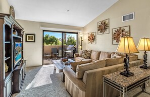 Condo, 2 Queen Beds, Balcony, Mountain View (Plaza Villas 554) | Living area | 42-inch flat-screen TV with digital channels - Gated Urban Palm Escape (Palm Springs)