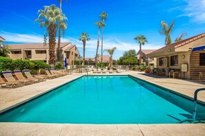 Pool - Gated Urban Palm Escape (Palm Springs)