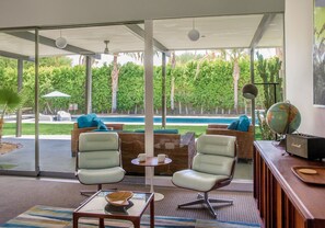 Interior - Lost Oasis (Palm Springs)