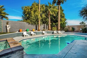 Outdoor pool - Flora Vista Sunshine (Palm Springs)