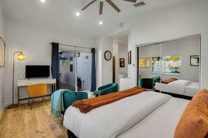 House, Multiple Beds, Pool Access, Pool View (Via Escuela 2) - Flora Vista Sunshine (Palm Springs)