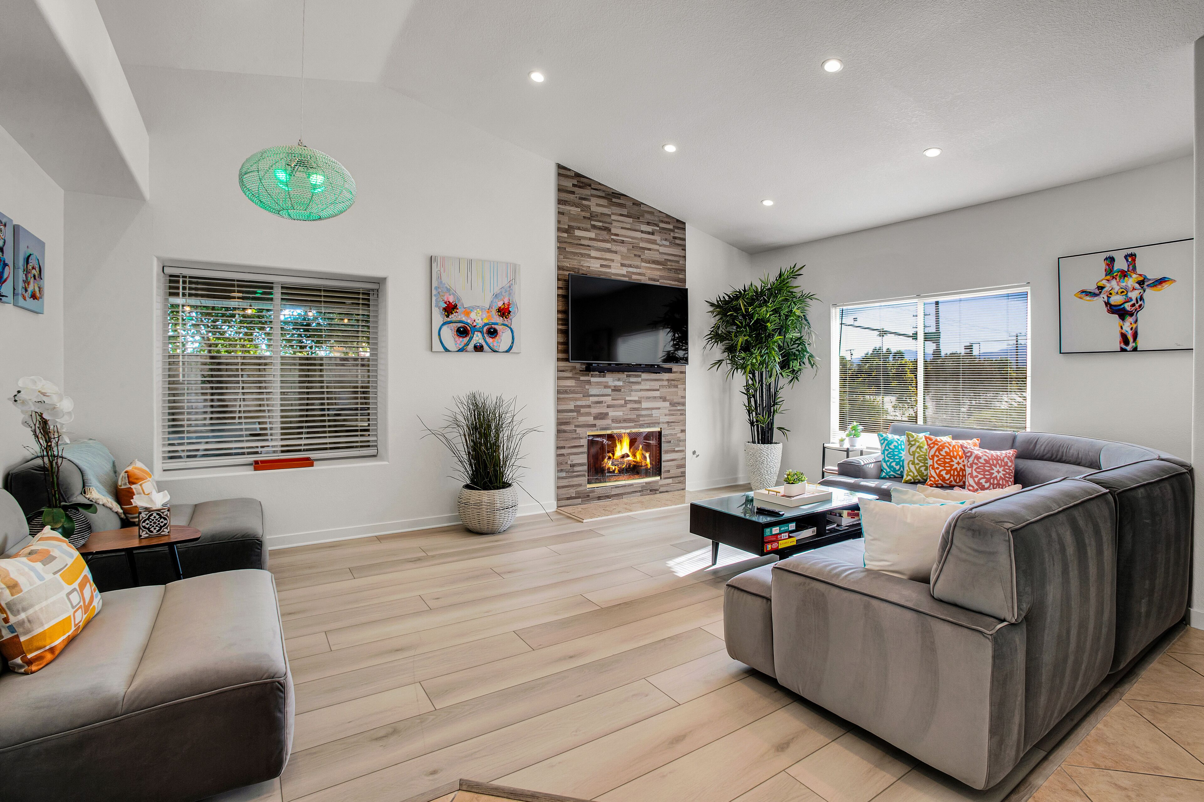 独立别墅, 多张床, 使用泳池, 泳池景观 (Via Escuela 2) | 起居区 | 壁炉