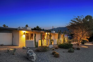 Exterior - Desert Chill (Palm Springs)