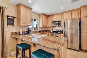 House, Multiple Beds, Patio, Mountain View (Oasis) | Private kitchen | Coffee/tea maker, electric kettle - Western Oasis Corral (Yucca Valley)