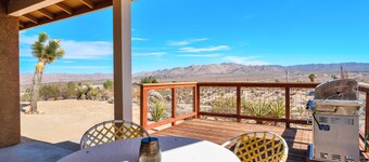 Western Oasis Corral