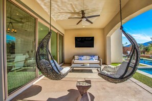 House, Multiple Beds, Pool Access, Mountain View (Champions) | Terrace/patio