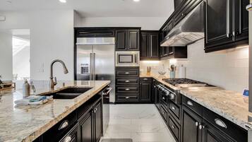 獨棟房屋, 多張床, 可使用泳池, 山景 (Champions) | 私人廚房