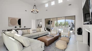 House, Multiple Beds, Pool Access, Mountain View (Champions) | Living area | Fireplace