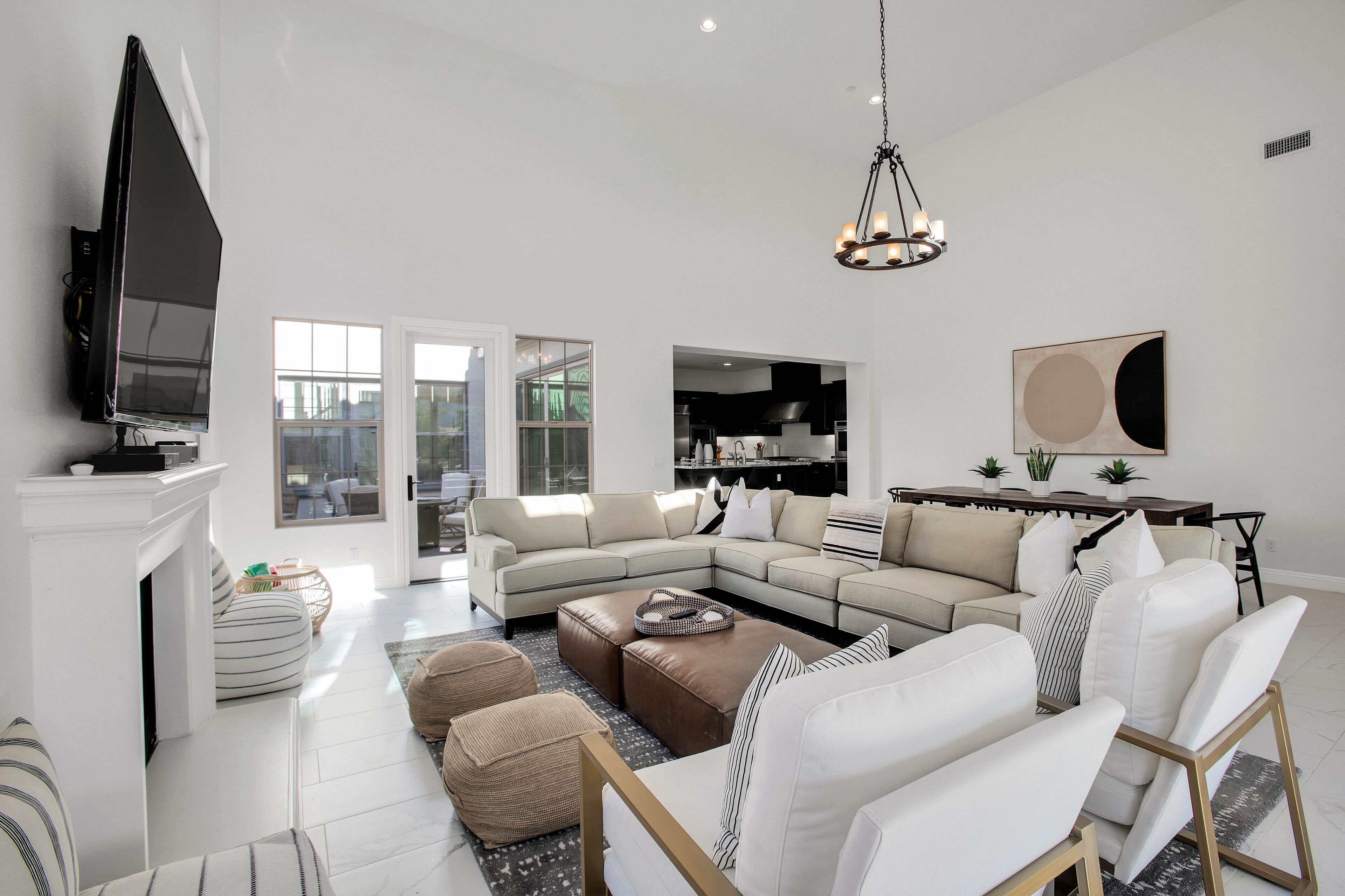 House, Multiple Beds, Pool Access, Mountain View (Champions) | Living area | Fireplace