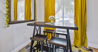 Little Den of Sunflowers