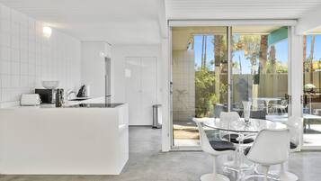 Condo, 1 Queen Bed, Patio, Mountain View (Ocotillo 332) | Dining