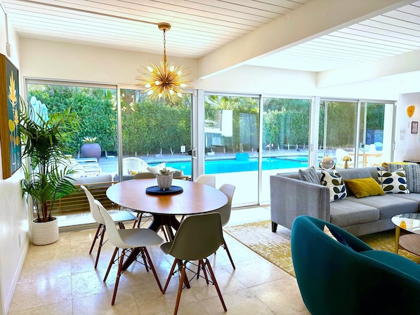 Ferienhaus, Mehrere Betten, Poolzugang, Bergblick (Livmor) | Innenbereich