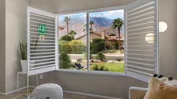 House, Multiple Beds, Pool Access, Pool View (Shannon) | Living area | Fireplace