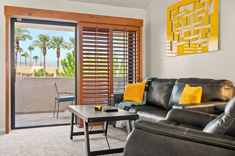 Sweet Citrus Condo - East Tahquitz Canyon Way, CA