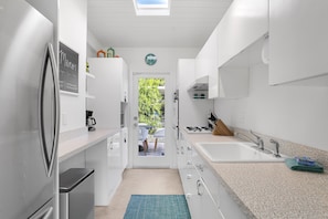 Maison, plusieurs lits, accès piscine, vue piscine (Milben) | Cuisine privée