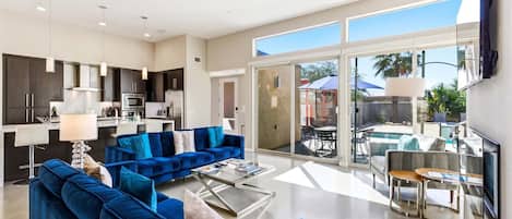 獨棟房屋, 多張床, 可使用泳池, 山景 (Lucent) | 起居區 | 壁爐