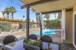 Outdoor pool - Tranquil Padua Pad (Palm Springs)