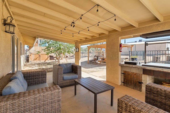 House, Multiple Beds, Patio, Garden View (Desert Gold) | Terrace/patio