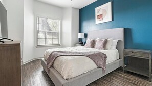 1 chambre, bureau, fer et planche à repasser, Wi-Fi