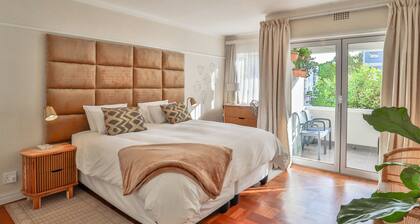 Serene 2-bedroom condo in Cape Town