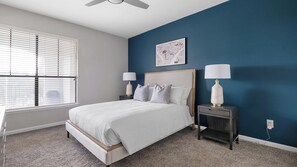 1 bedroom, desk, iron/ironing board, WiFi - Landing at Phillips Pass - 1 Bedroom in Westside (Houston)