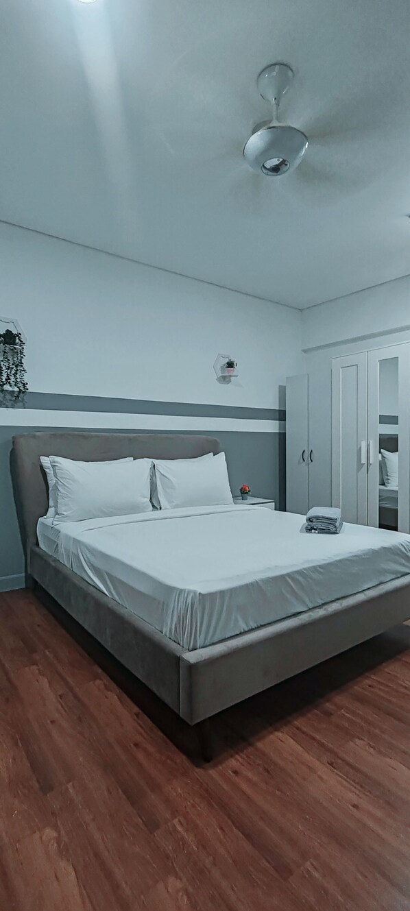 2 chambres, fer et planche à repasser, Wi-Fi, literie fournie