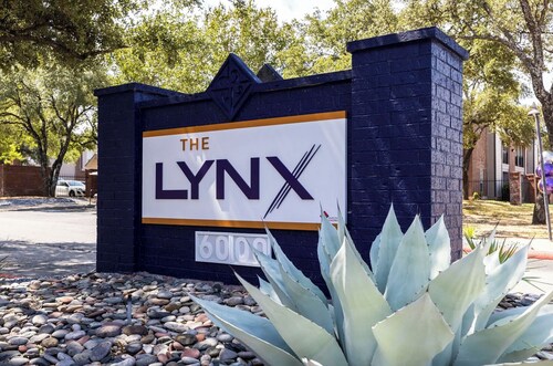 Landing | Modern 1BD, Clubhouse, Gym