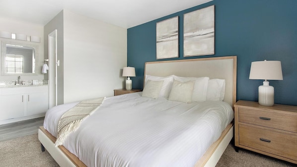 1 bedroom, desk, iron/ironing board, WiFi