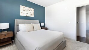 1 bedroom, desk, iron/ironing board, WiFi