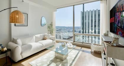 Stylish 1BR Retreat with Stunning Views and High-End Features