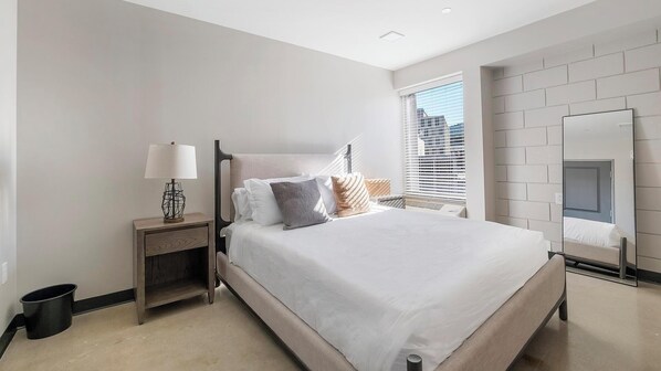 1 bedroom, desk, iron/ironing board, WiFi