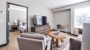 1 bedroom, desk, iron/ironing board, WiFi