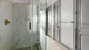 Bathroom - Landing | Modern 1BD, Pool, Game Room (Houston)