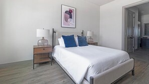 1 bedroom, desk, iron/ironing board, WiFi