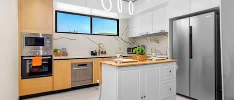 Apartment, 1 Bedroom, Kitchen, Pool View | Private kitchen | Coffee/tea maker, electric kettle