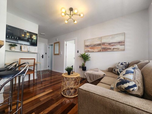 Your best option in the city of La Paz, in front of the American Embassy!