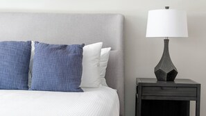 1 bedroom, desk, iron/ironing board, WiFi - Landing | Stylish 1BD, Pool, Gym (Vestavia Hills)