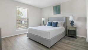 1 bedroom, desk, iron/ironing board, WiFi