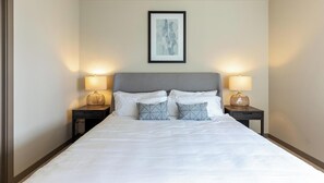 1 chambre, bureau, fer et planche à repasser, Wi-Fi