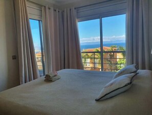 5 室のベッドルーム、アイロン / アイロン台、WiFi、ベッドシーツ