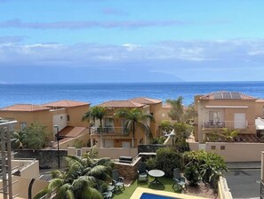 Outdoor dining - VIP Villa with Sea View, 5 Bedrooms and Heated Pool (Santiago del Teide)