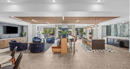 Landing | Amazing 1BD, Gym, Pool