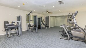 Fitness facility - Landing | Spectacular 1BD, Gym, Courtyard (Fort Worth)